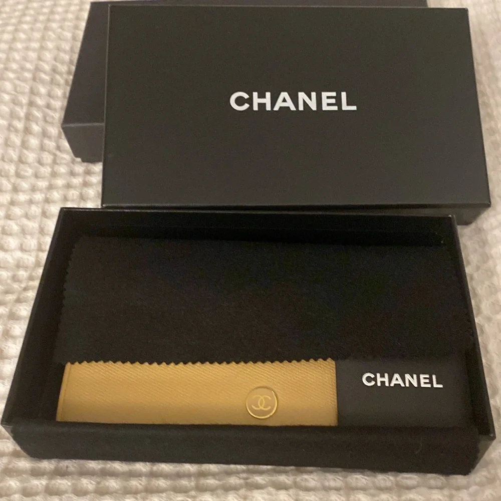 Chanel Wallet
